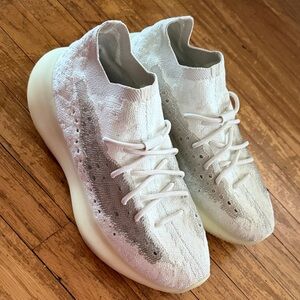 Adidas Yeezy Men’s Calcite  glow Sneakers